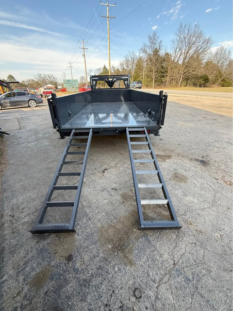 83 x 16 Gooseneck Dump photo 3