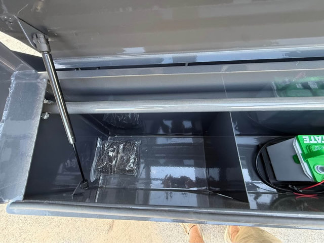 83 x 16 Gooseneck Dump photo 8