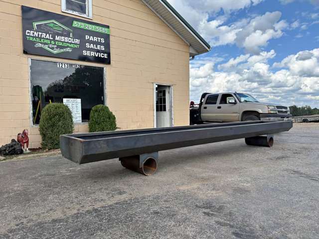20′ Heavy Duty Feed Bunk photo 2